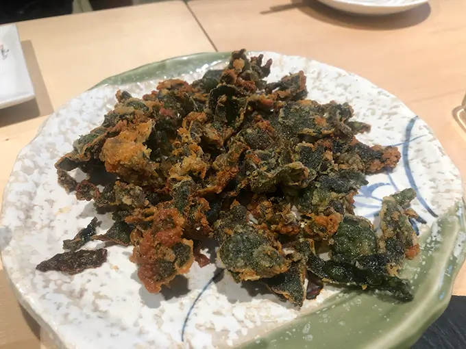 串焼き まろにえ わかめ唐揚げ
